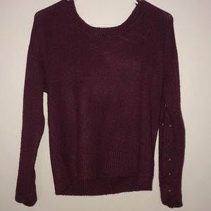 Maroon sweater top